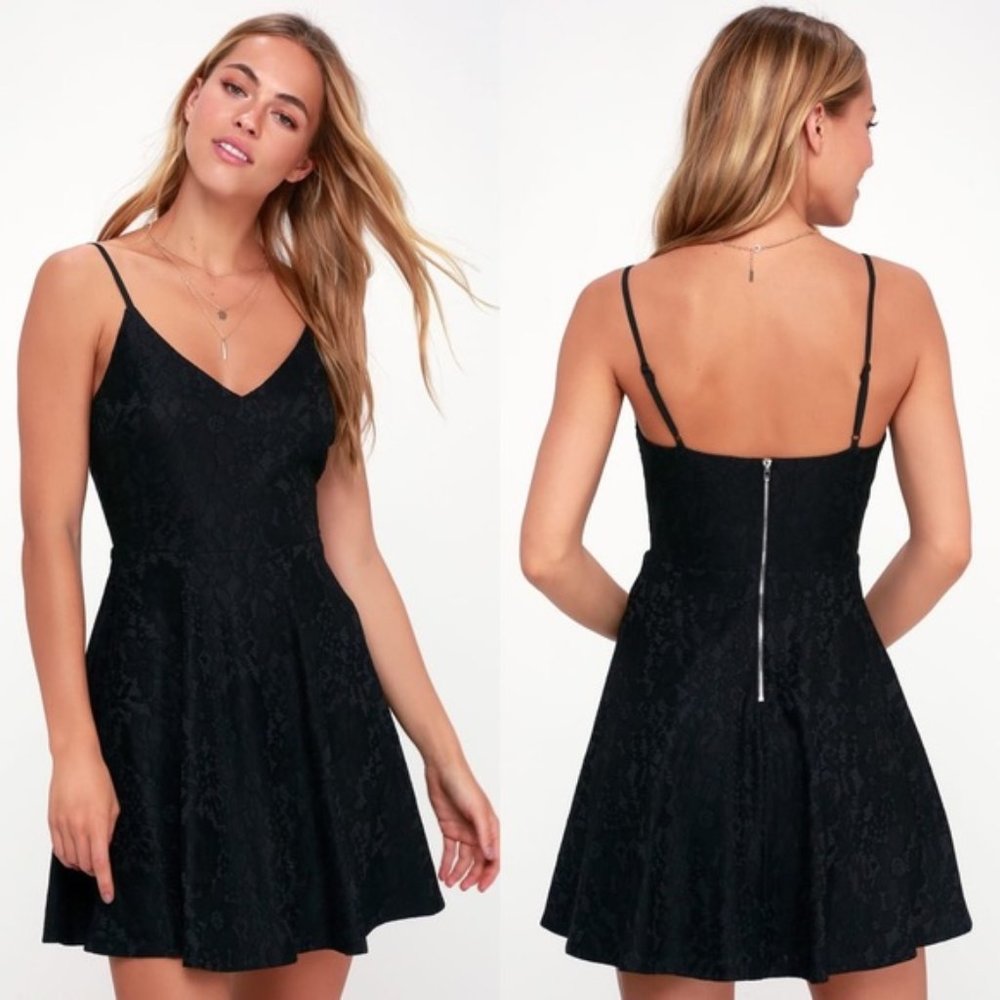 Lulus Black Lace Skater Mini Dress Zip-Back Women's Size Small - Holiday Party!